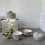 Ensemble assiettes et plats Bazas de Salins 1960