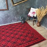 Tapis roumain en laine tissée à la main en rouge et noir 210x163cm