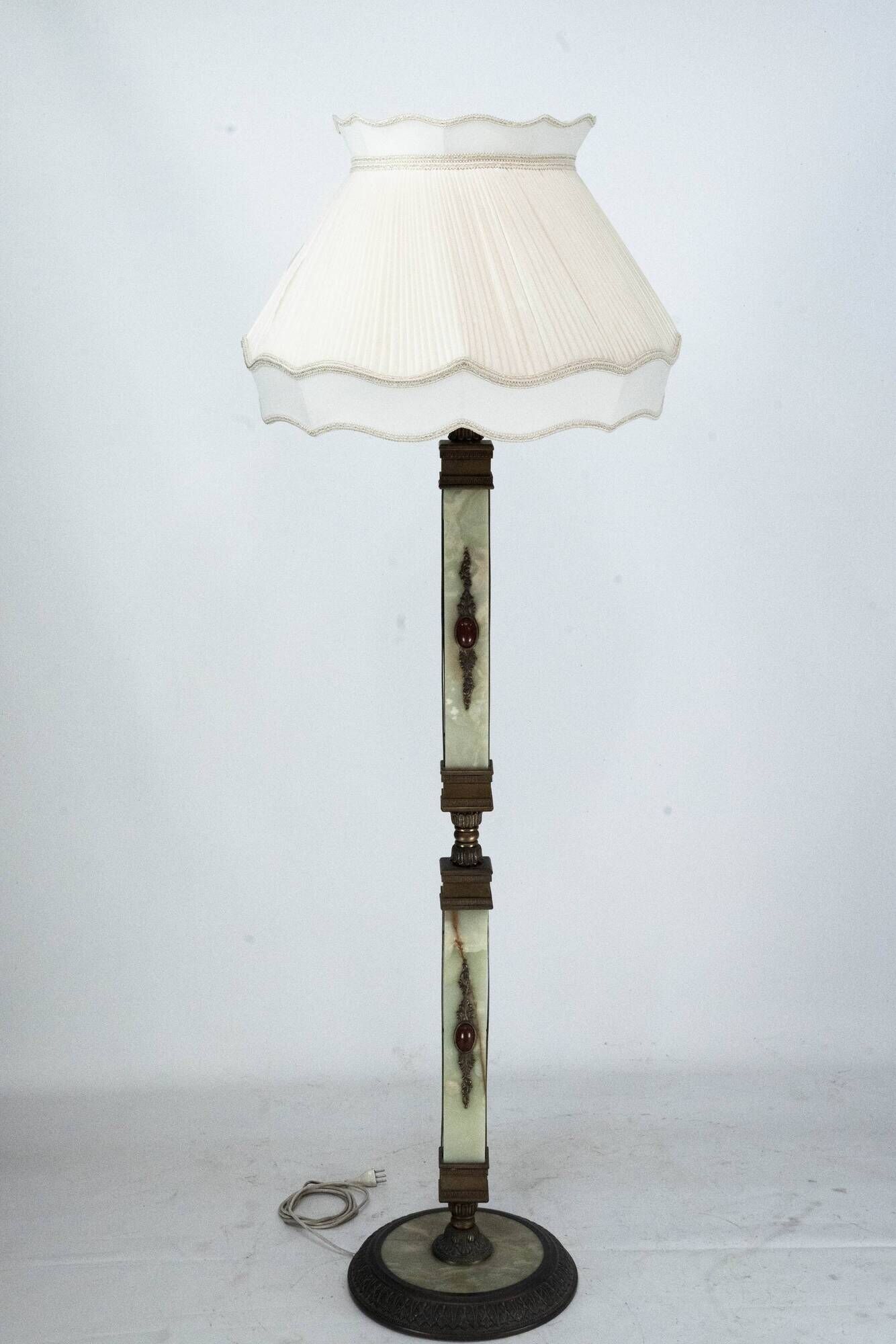 Rare Italian Hollywood Regency Onyx and Bronze Floor Lamp, 1970s
