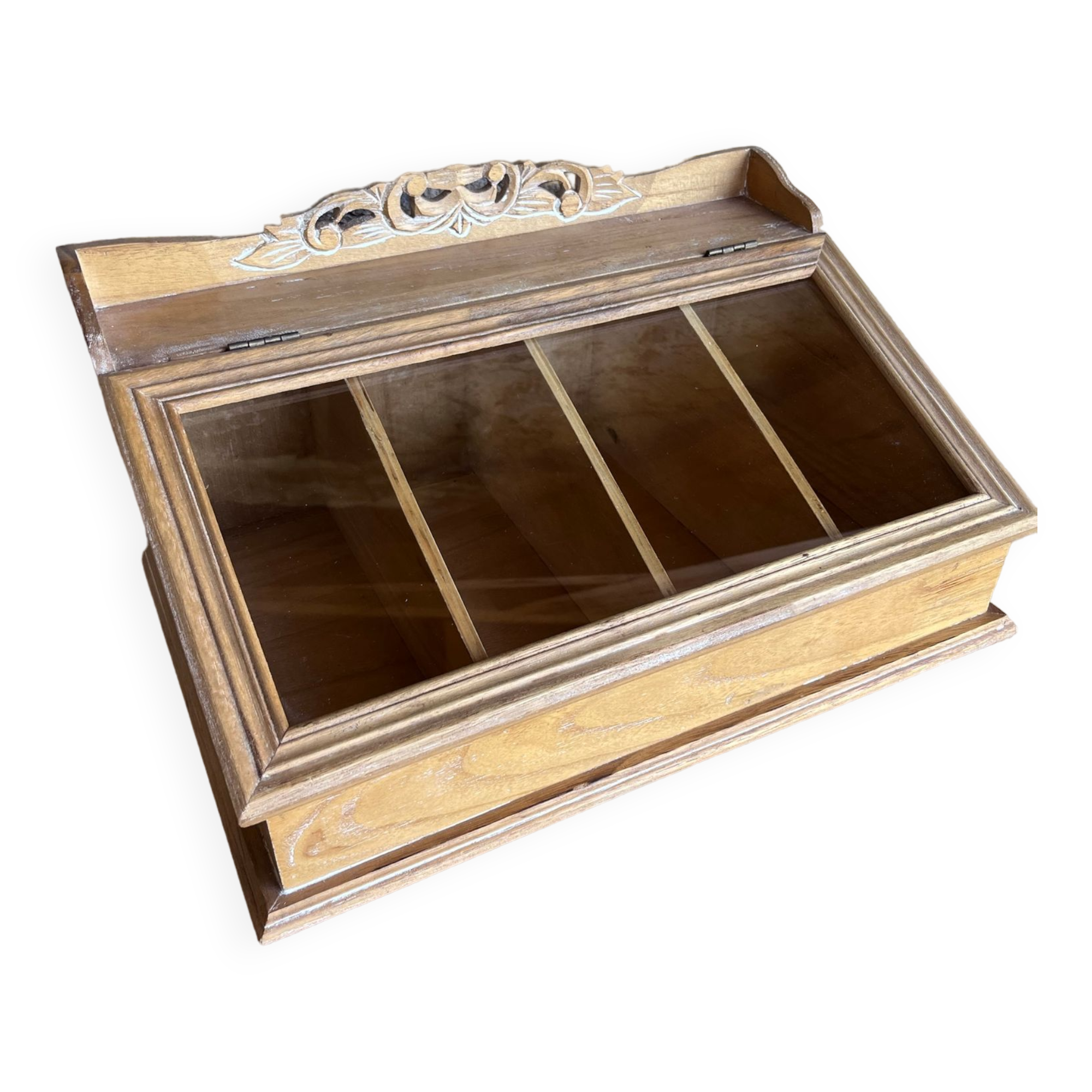 Cutlery box