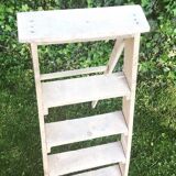 Stepladder in rough wood