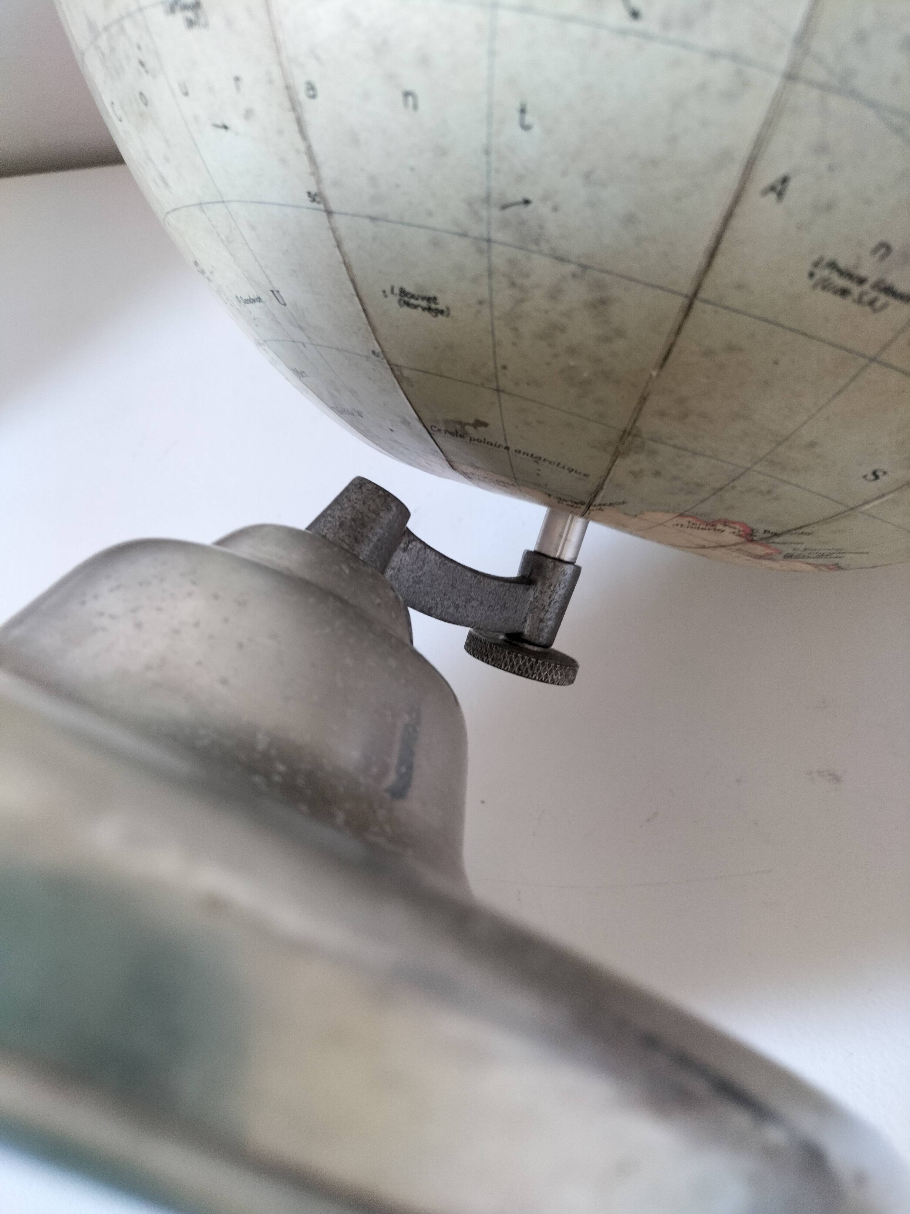 Vintage Globe Taride Maps – 1960