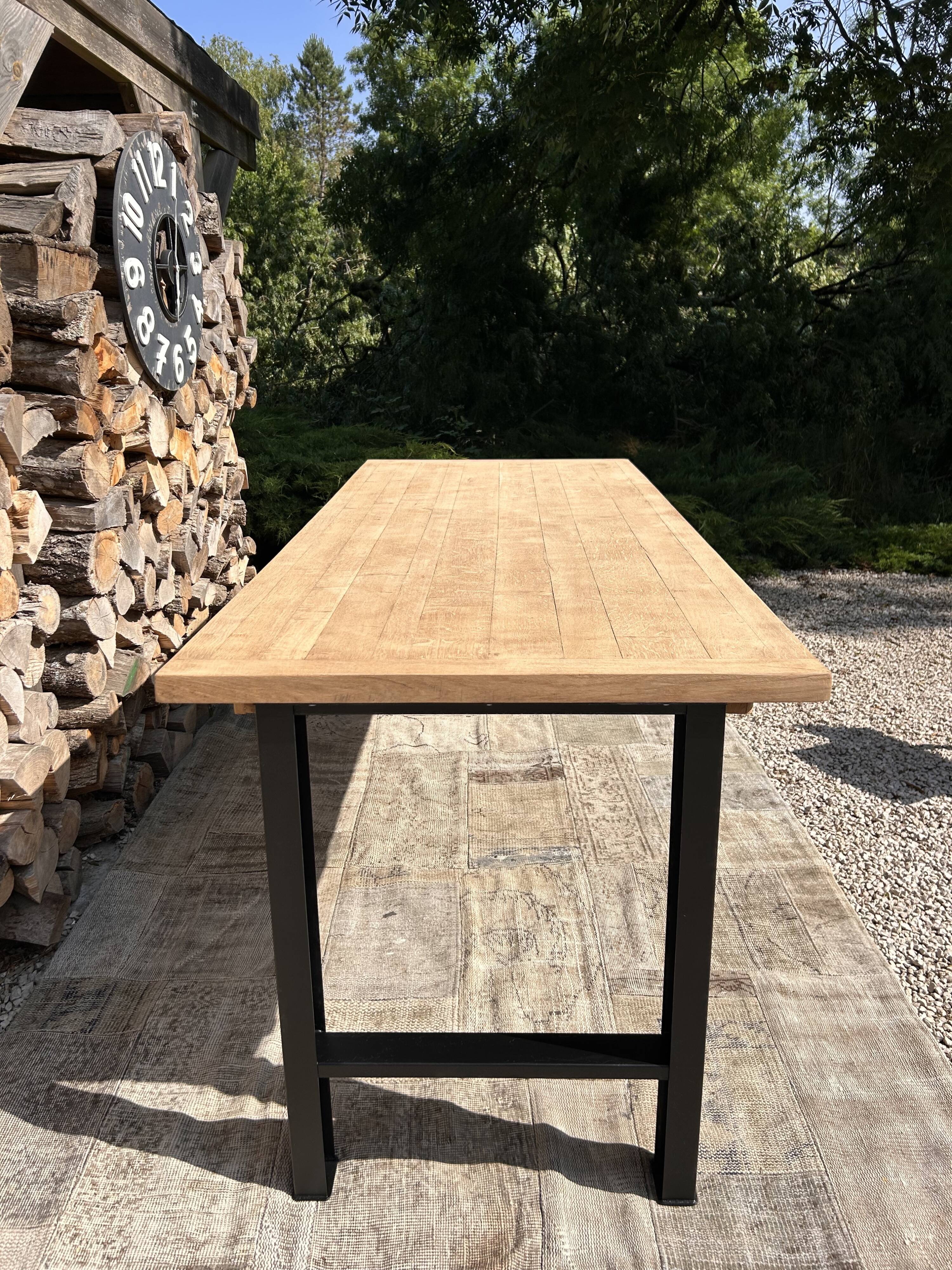 High table, island in wood and metal