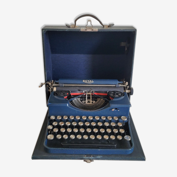 TYPEWRITER ROYAL 30s