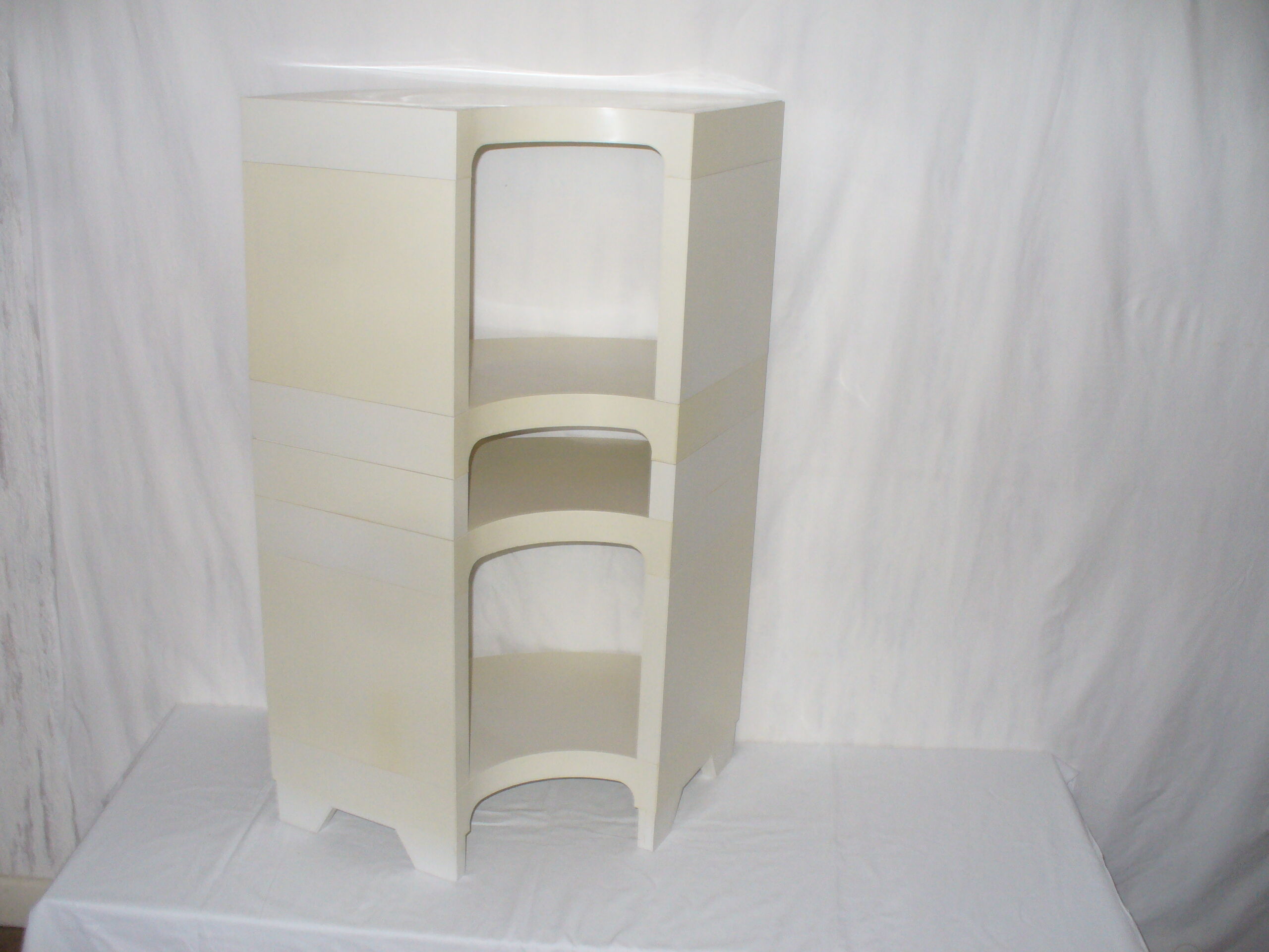 S.O.M.M. standing shelves from the 60s - 70s