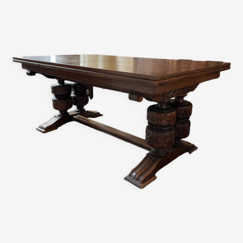 Basque renaissance style dining table
