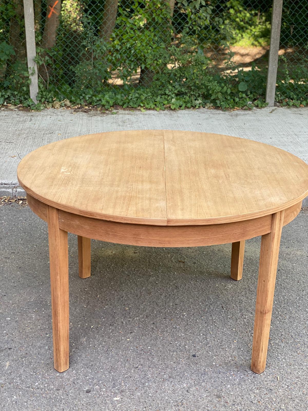 Scandinavian round extendable dining table renovated light oak 172cm