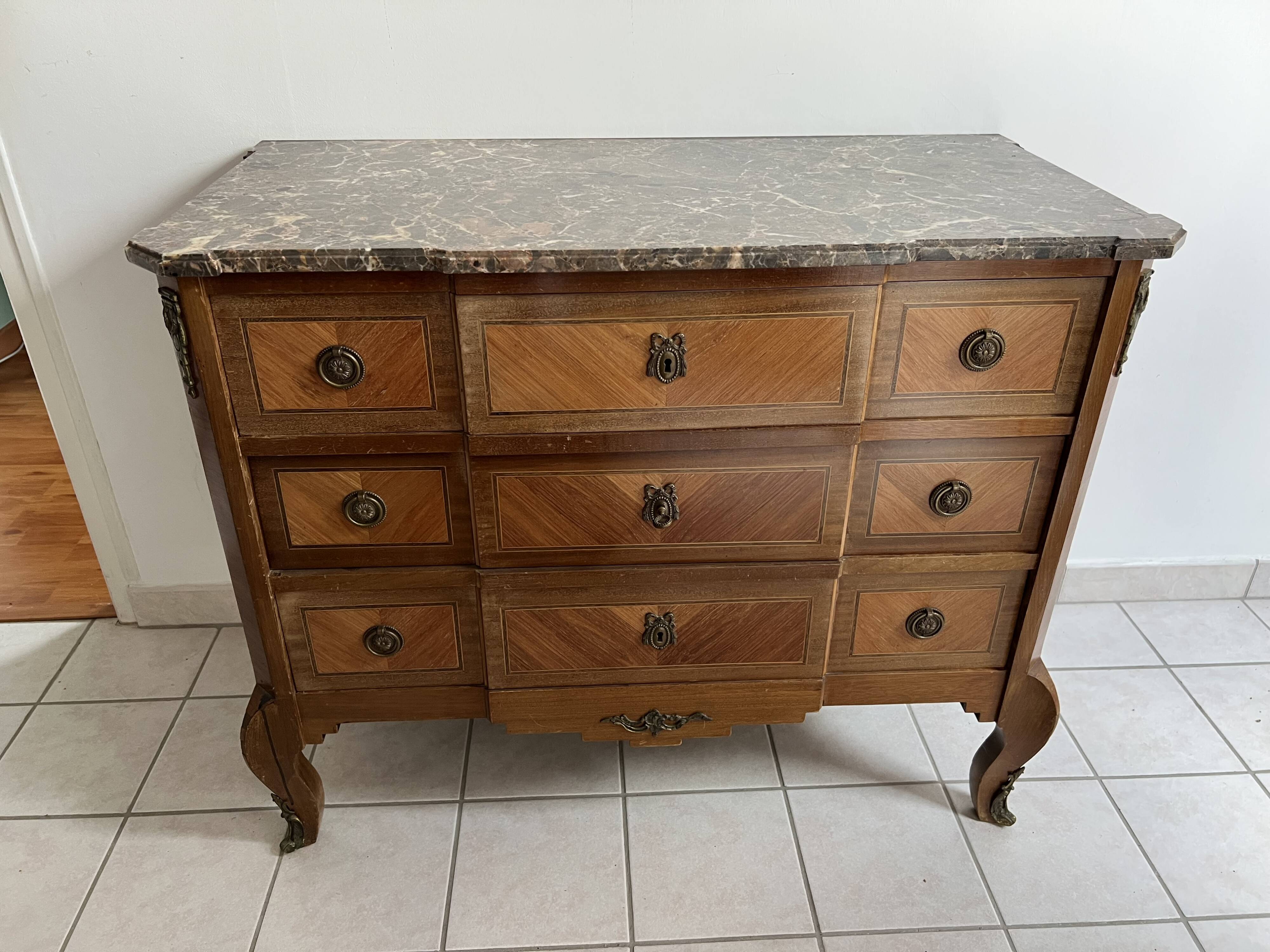 Louis XVI chest of drawers in marquetry with marble top