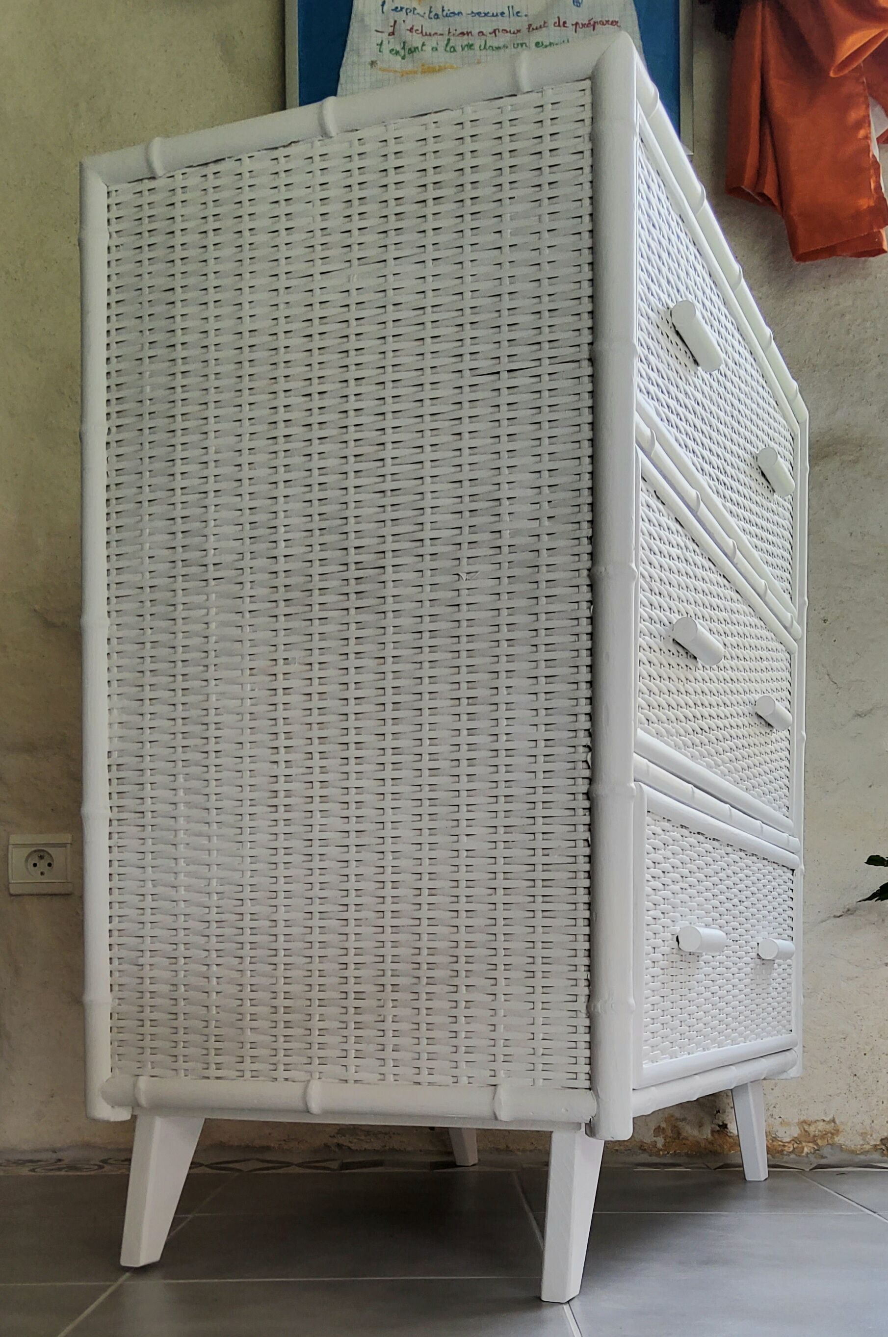 Rattan chest of drawers 70s