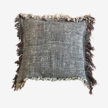 Grey fringe cushion "soho"