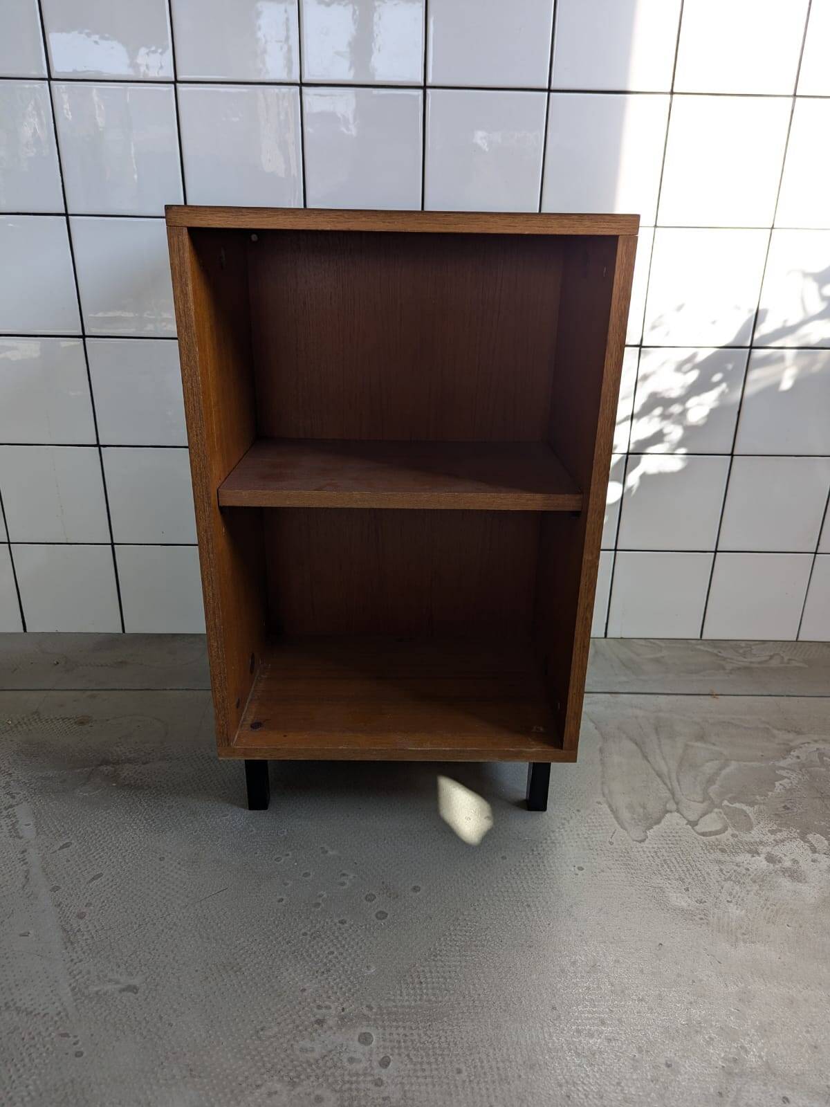 Vintage shelving unit