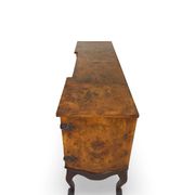 Buffet en noyer burr italien, années 1930.