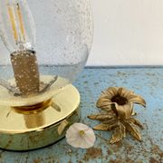 Lampe à poser globe vintage en verre bullé