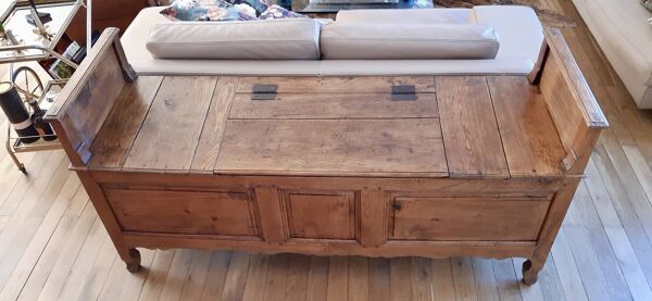 Banc-coffre ou marche banc début XIXème