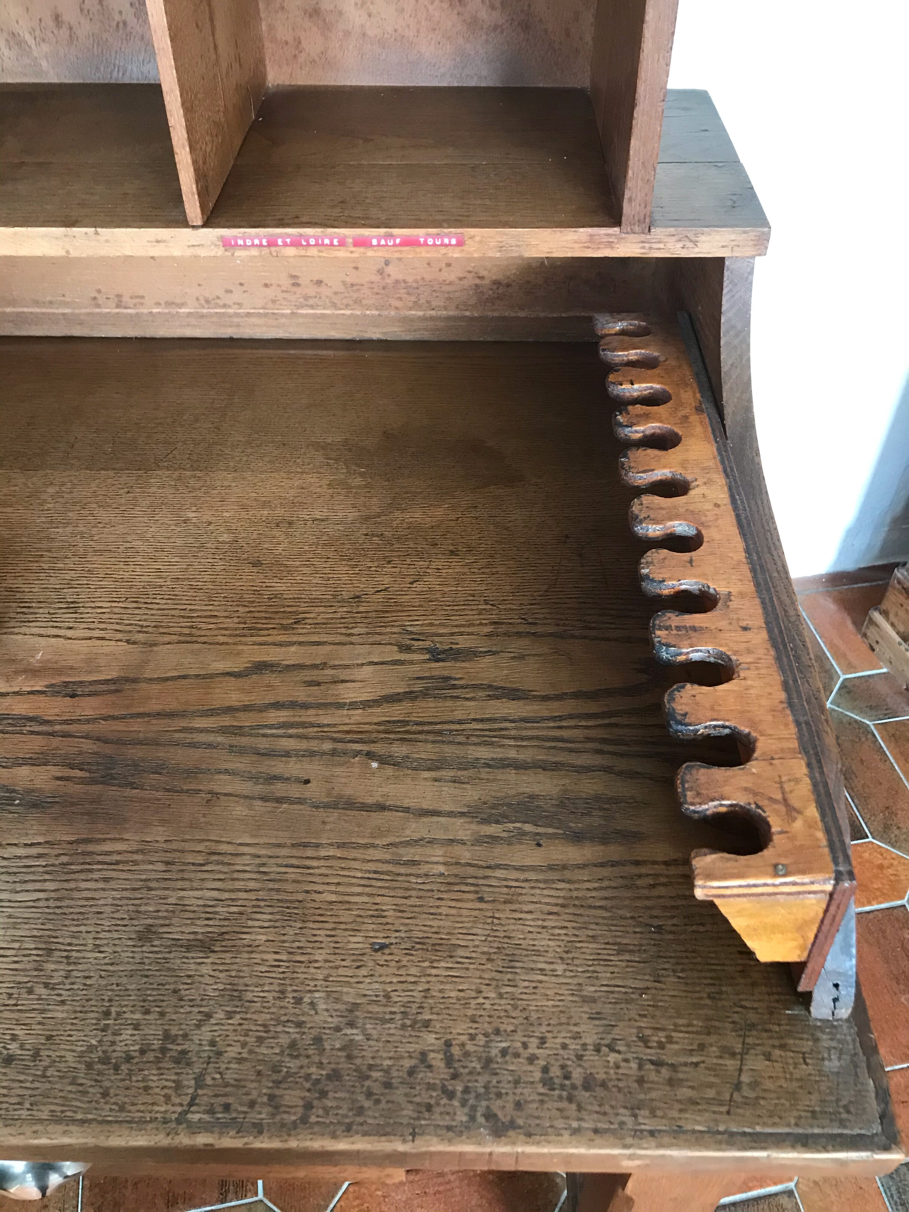 Postal sorting office