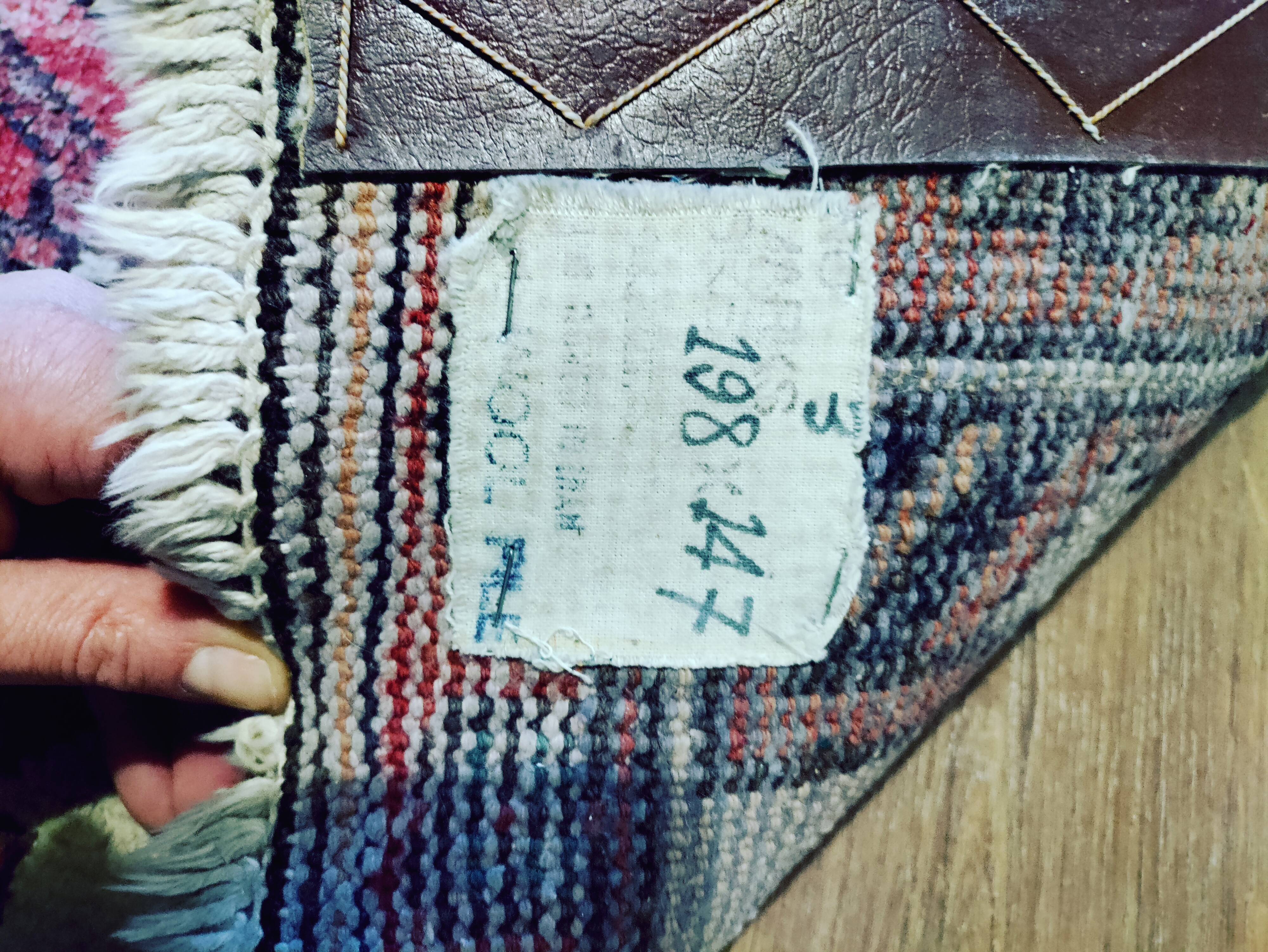 Hand-knotted wool Bakhtiar Persian rug