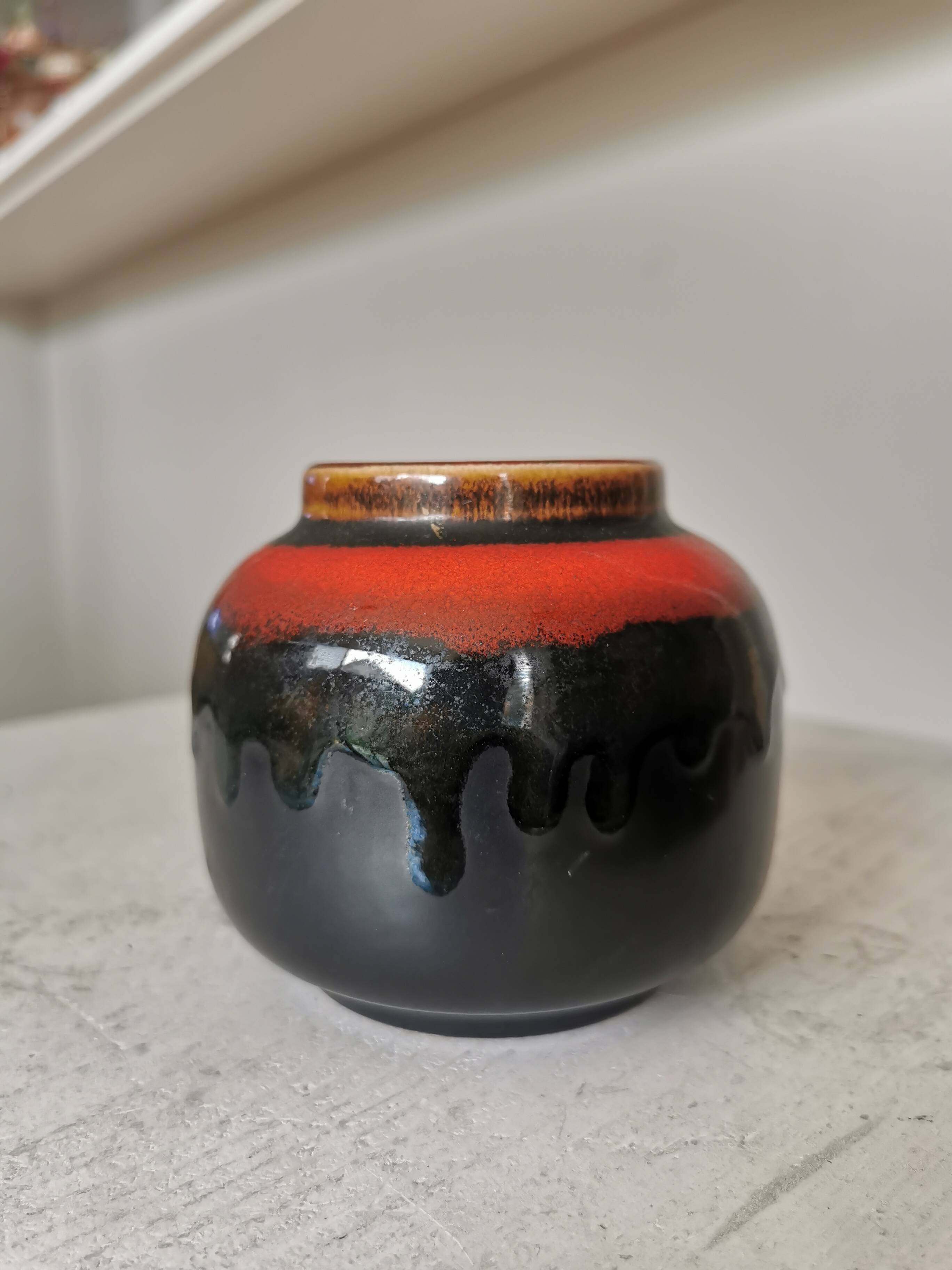 Vase vintage à glaçure lave : KIL Yougoslavie, décoration style milieu du siècle des années 1970