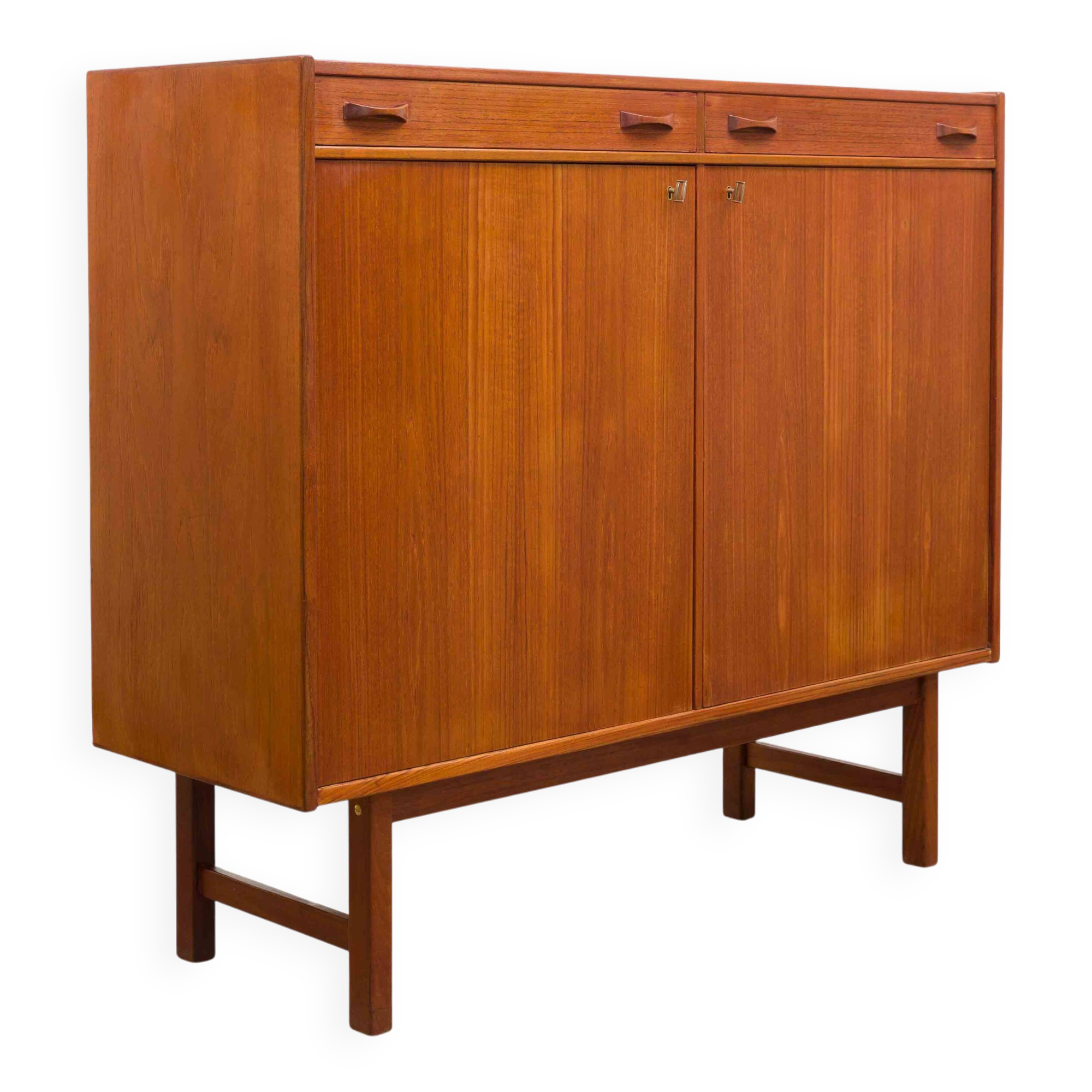 High teak sideboard from the 1960s. Manufacturer: Ulferts, Tibro Sweden, rest