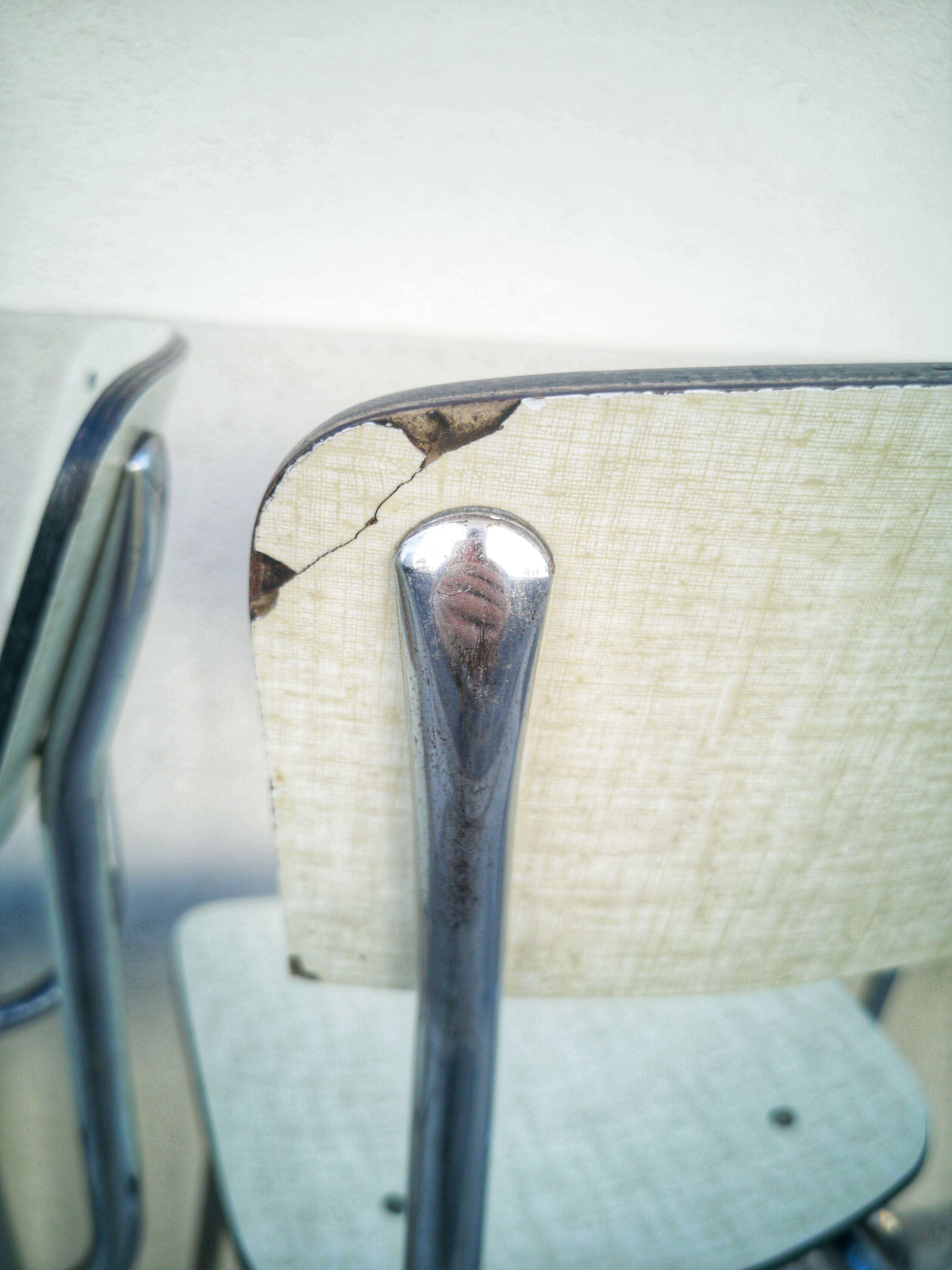 Set of 4 chairs in formica