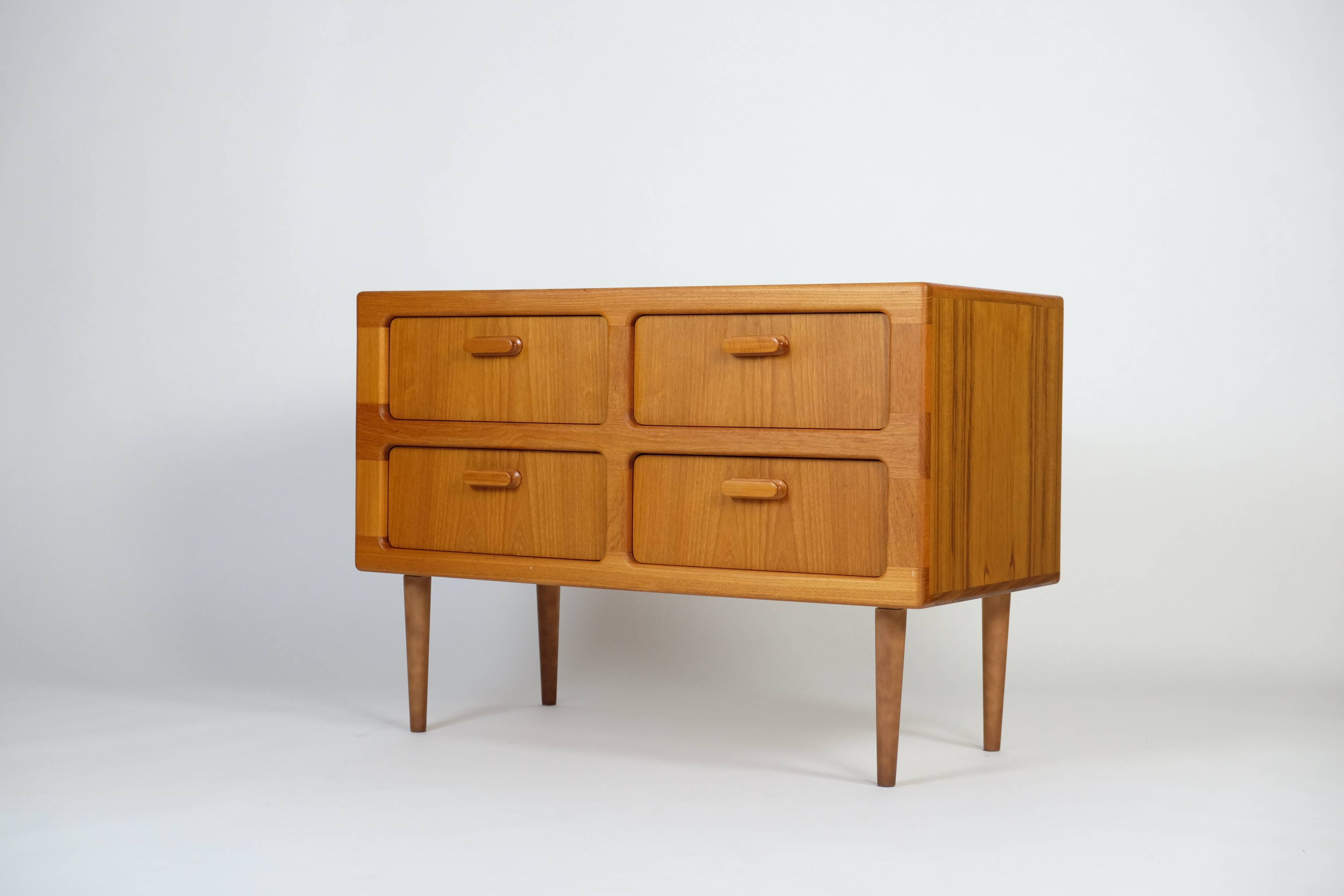 Danish teak chest of drawers sideboard 60/70