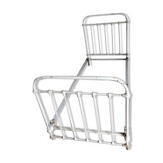 Iron bed