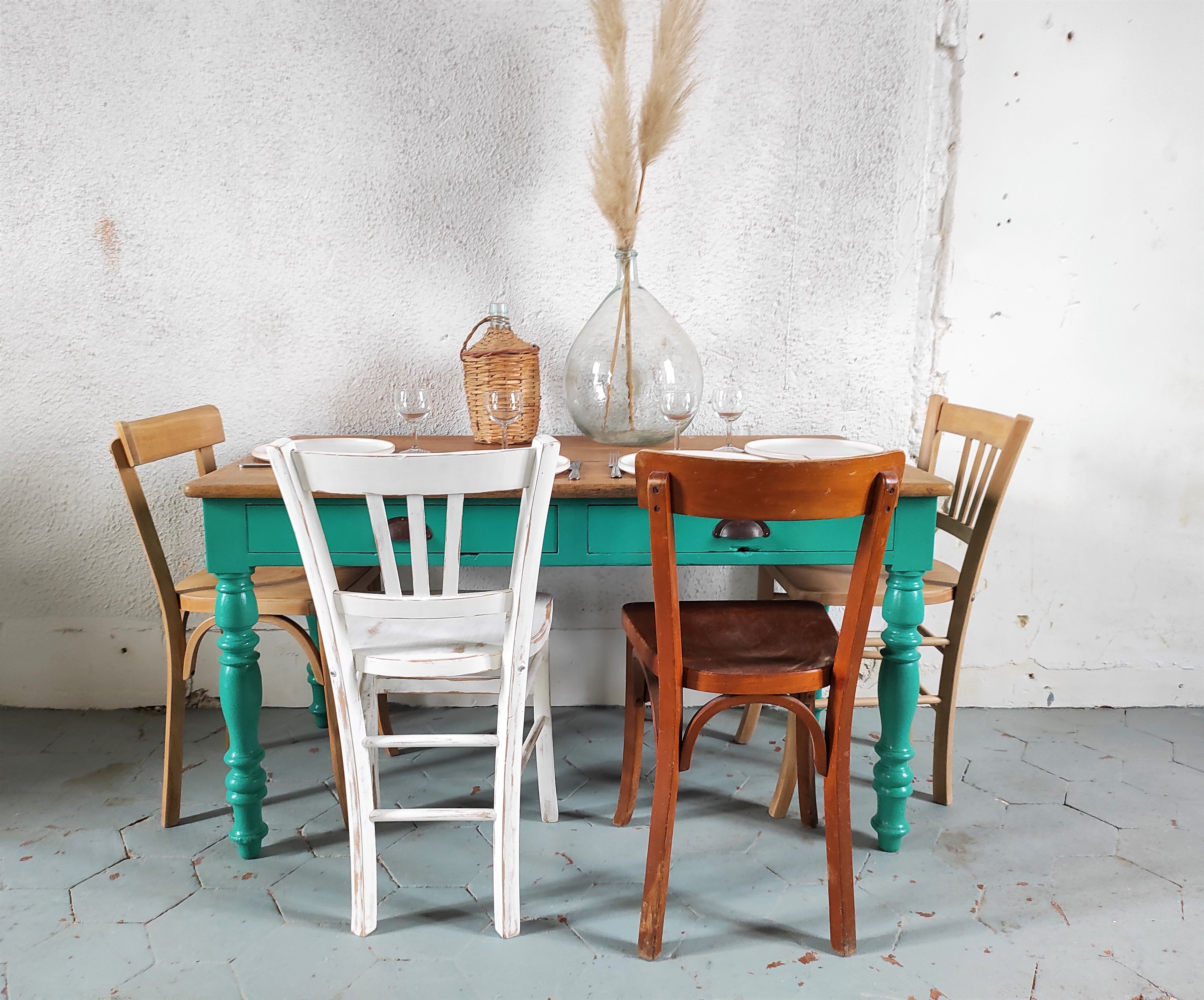 Farm table