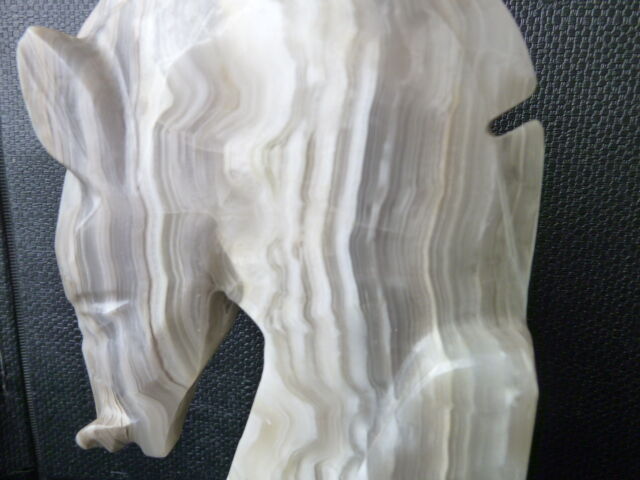 Pair of bookends "Horse heads" in onyx