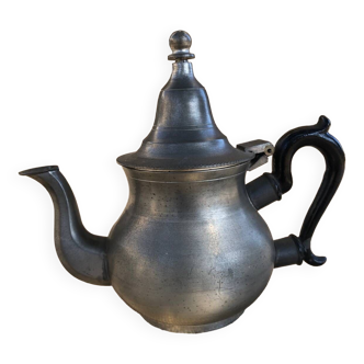 Tea carafe