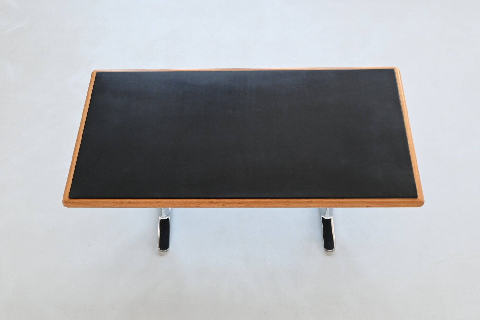 Warren Platner writing desk leather and oak Knoll United States 1970