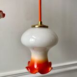 Paire de suspensions tulipes en opaline orange dégradé fil orange années 70