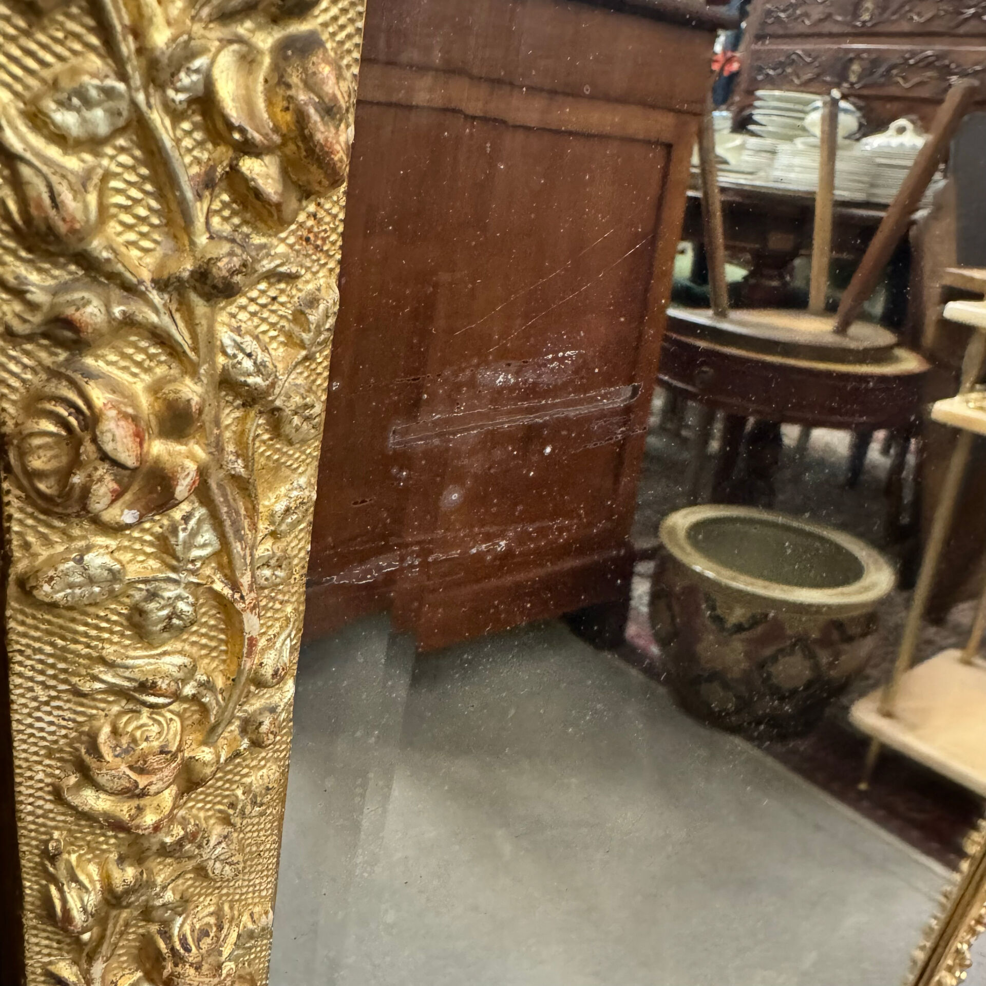 Louis XVI style pediment mirror in gilded wood – 19th century - H118c