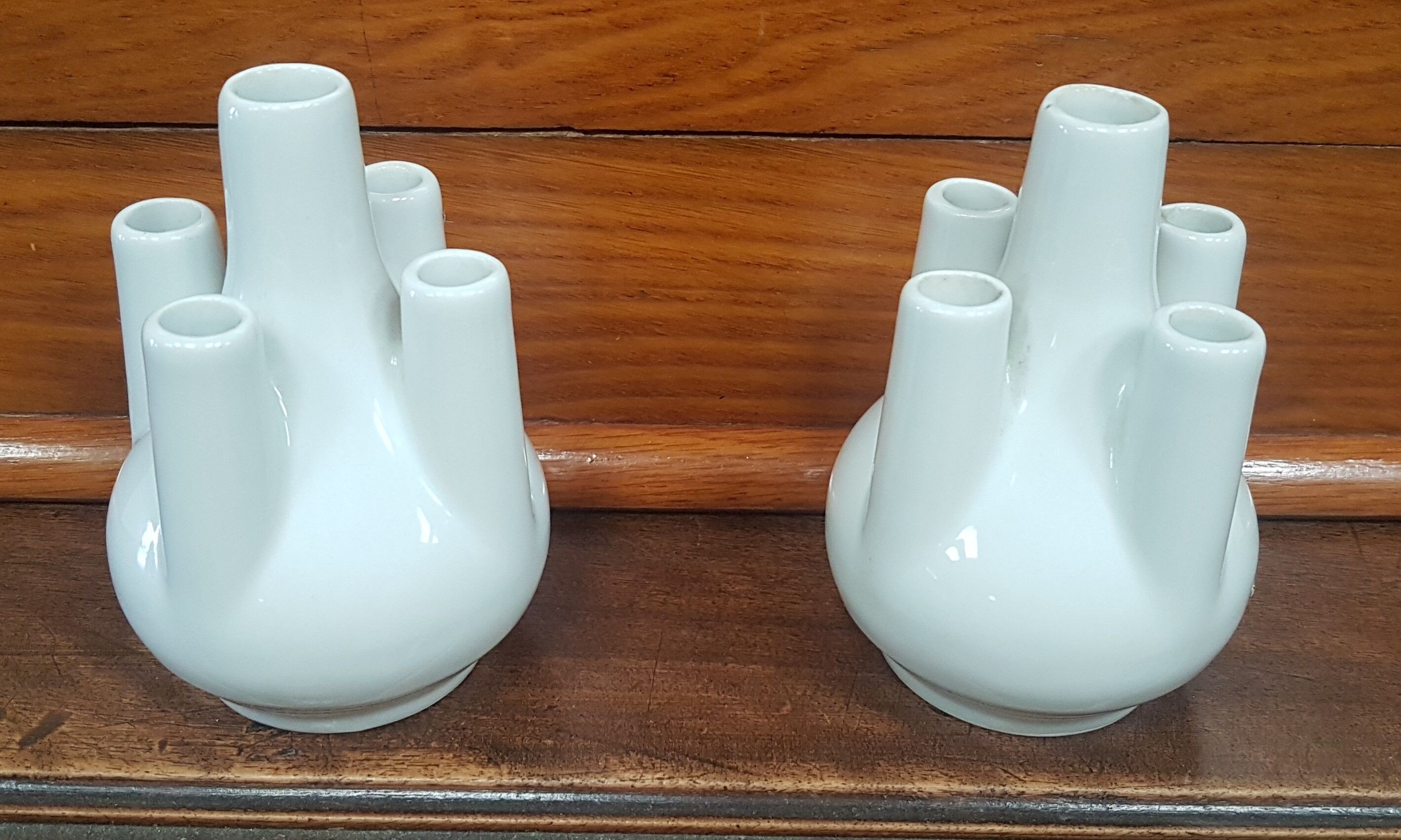 Paris porcelain bouquetière.