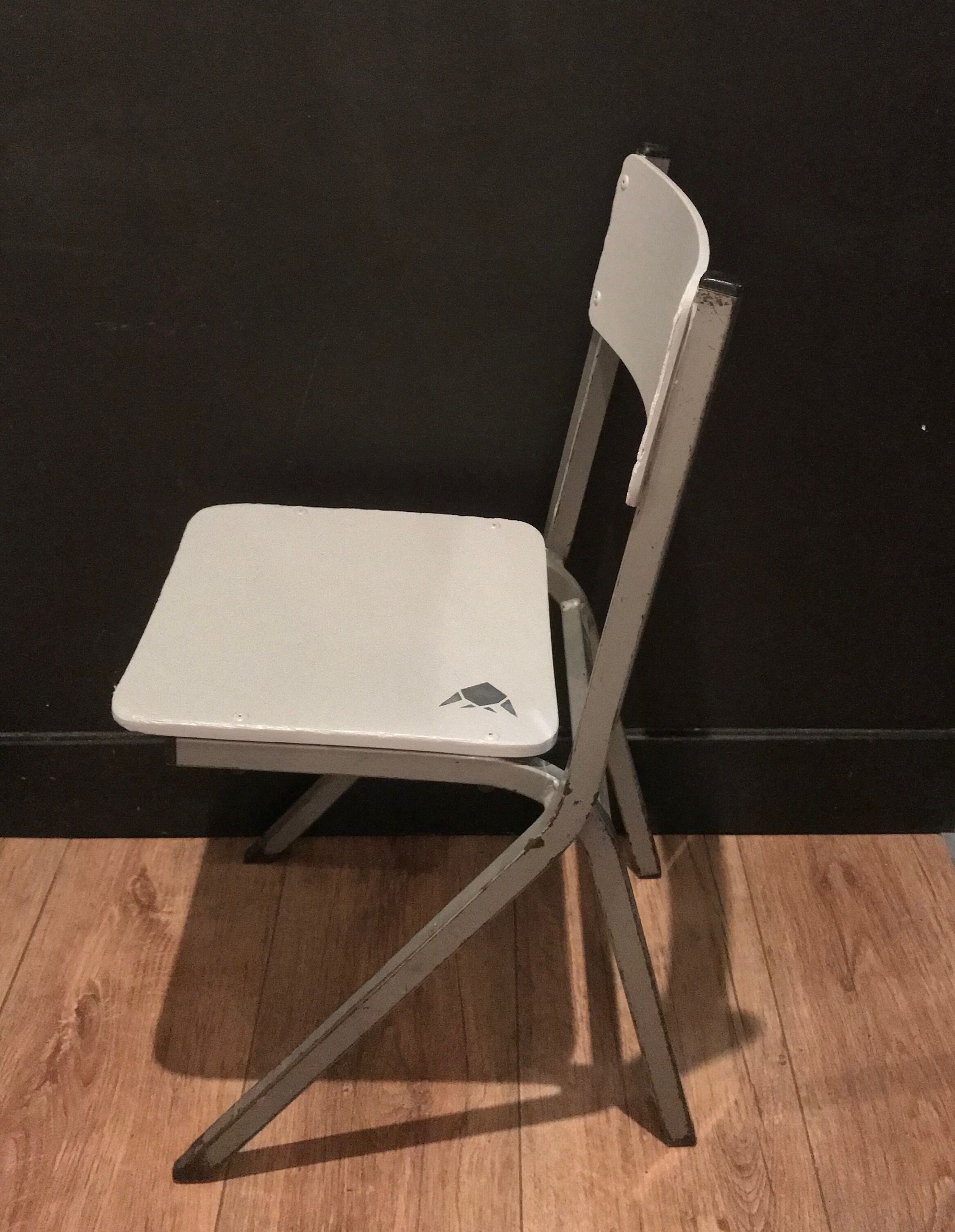 Child chair wood and metal