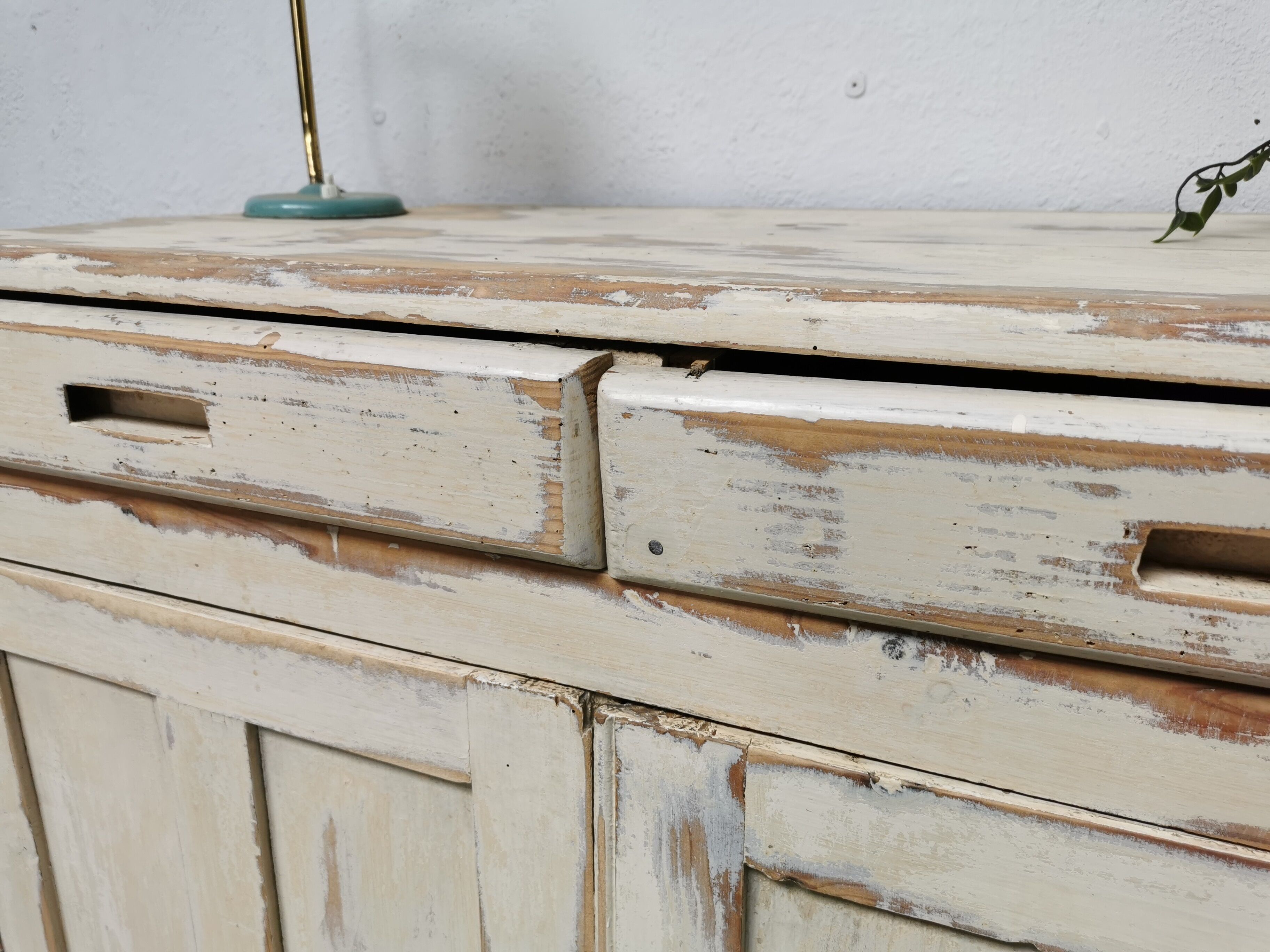 Buffet parisien vintage