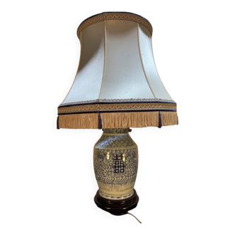 Enamelled porcelain lamp