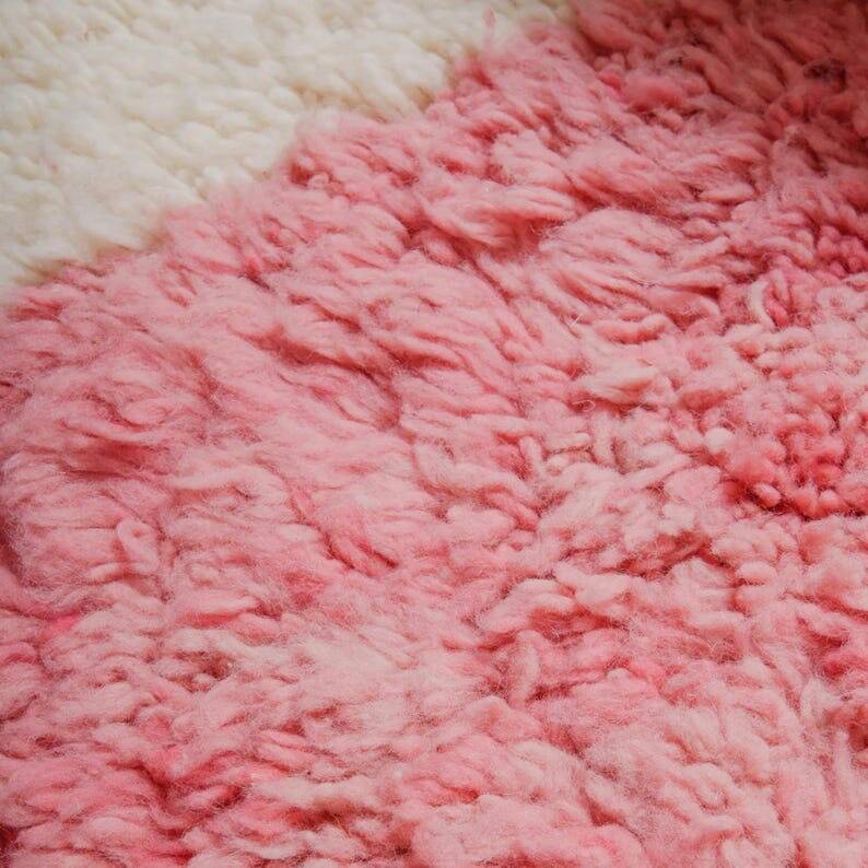 Handmade pink rug for your space, size 150 x 250 cm