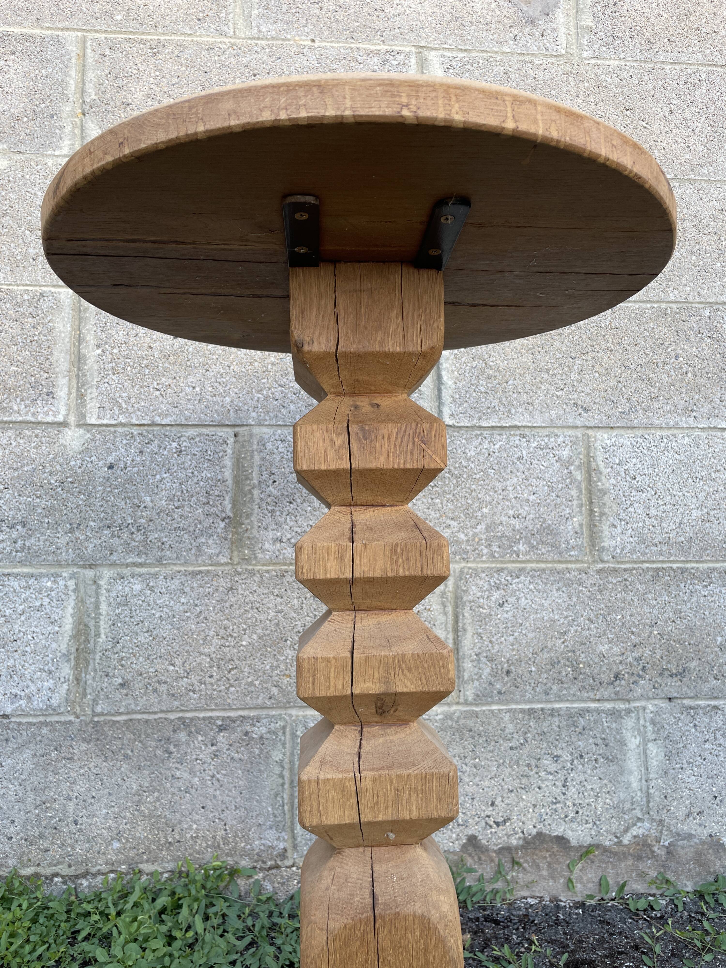 Table de bistrot en bois brut