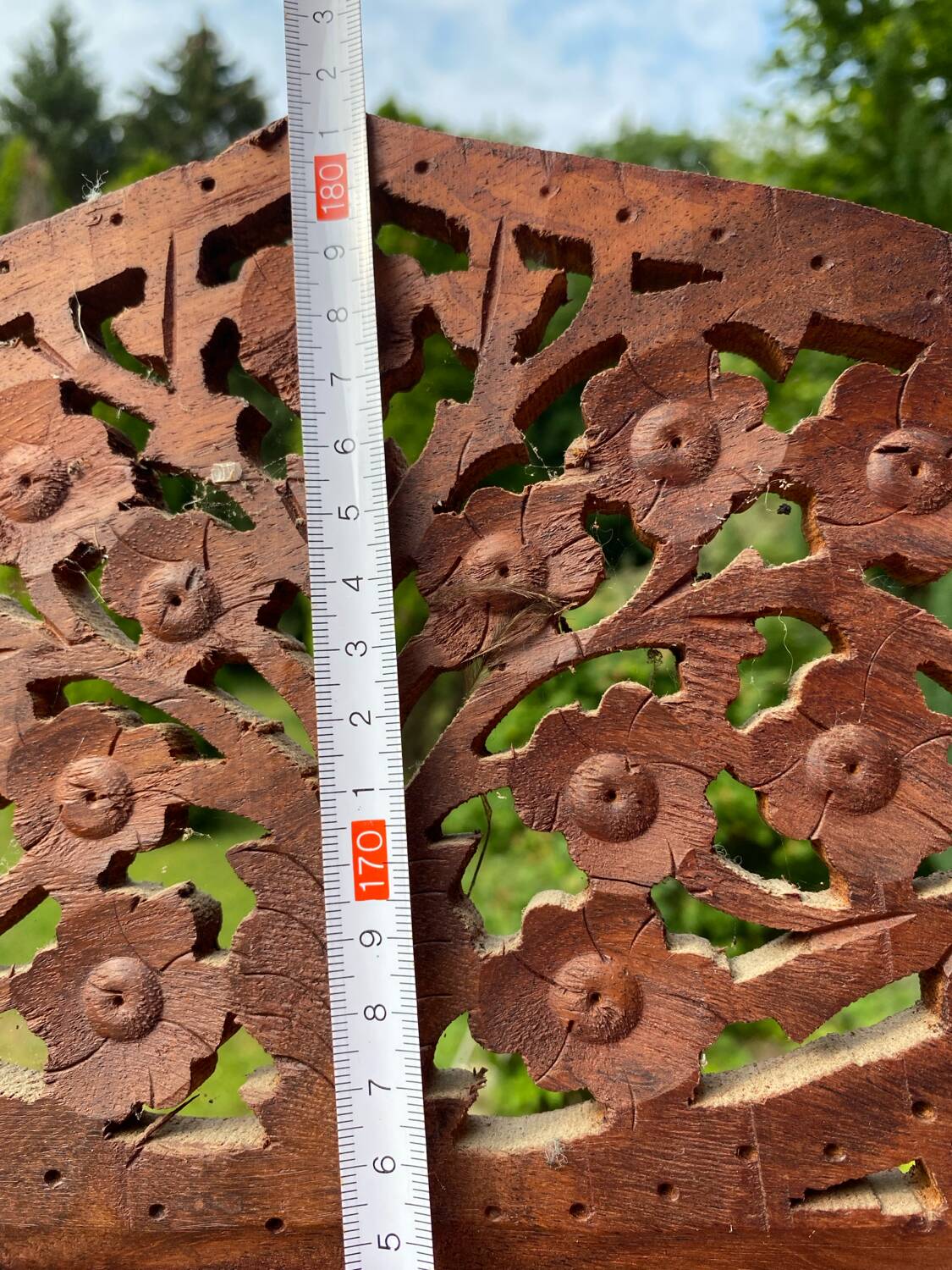 Solid mango wood screen