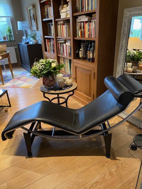 Le Corbusier LC4 CASSINA lounge chair