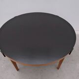 Dining table by franck janich & hubert weinzierl