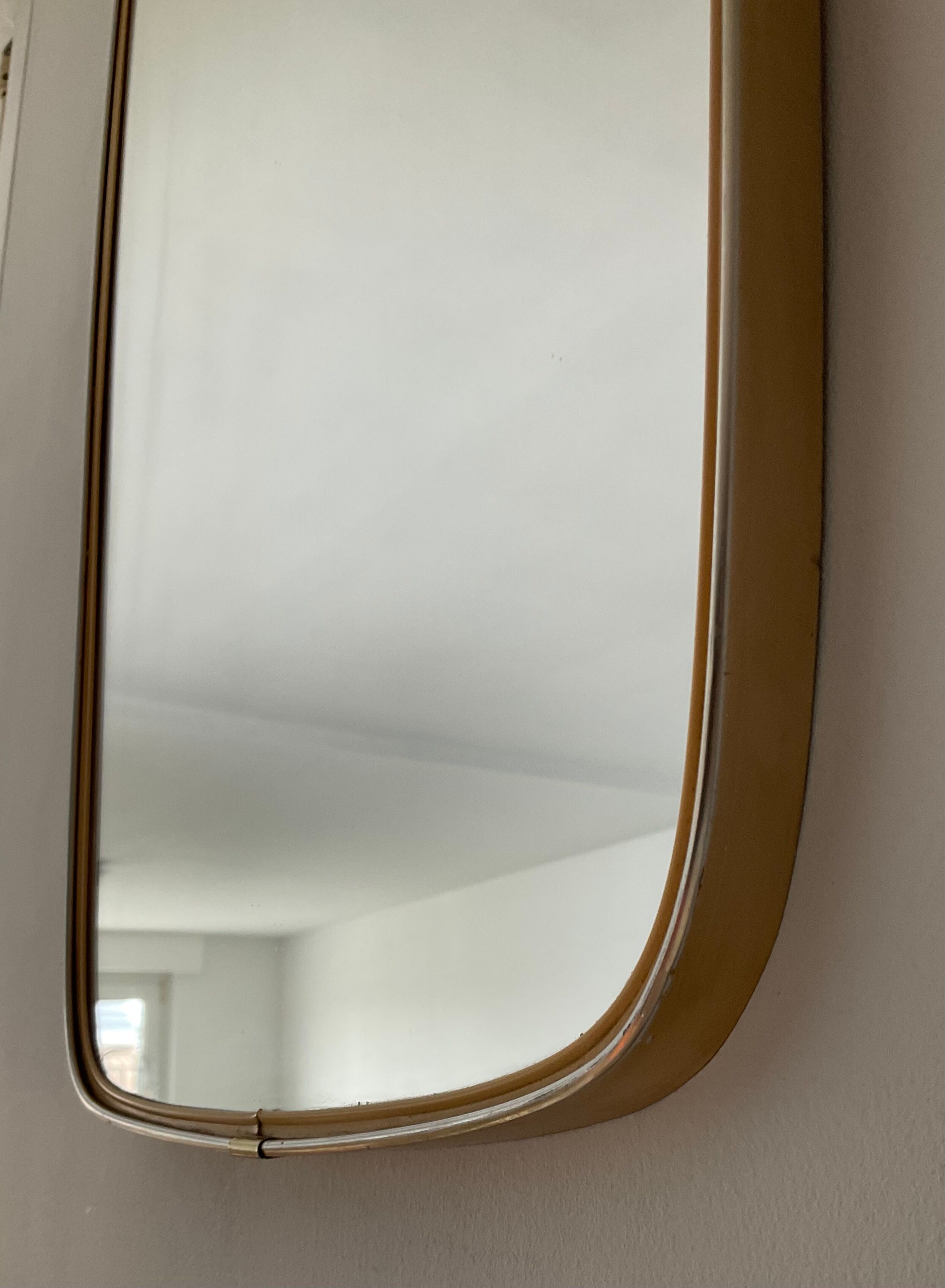 Asymmetrical mirror free form 60s-70s