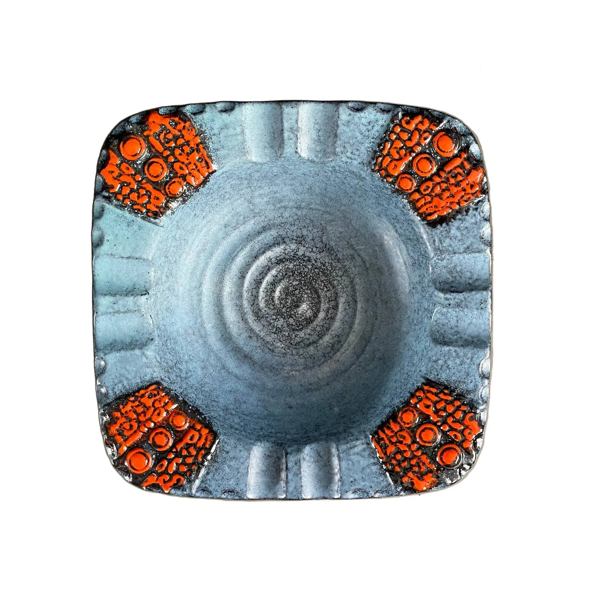 Dumler and Breiden fruit bowl, relief 70/26, West Germany, 1970s.