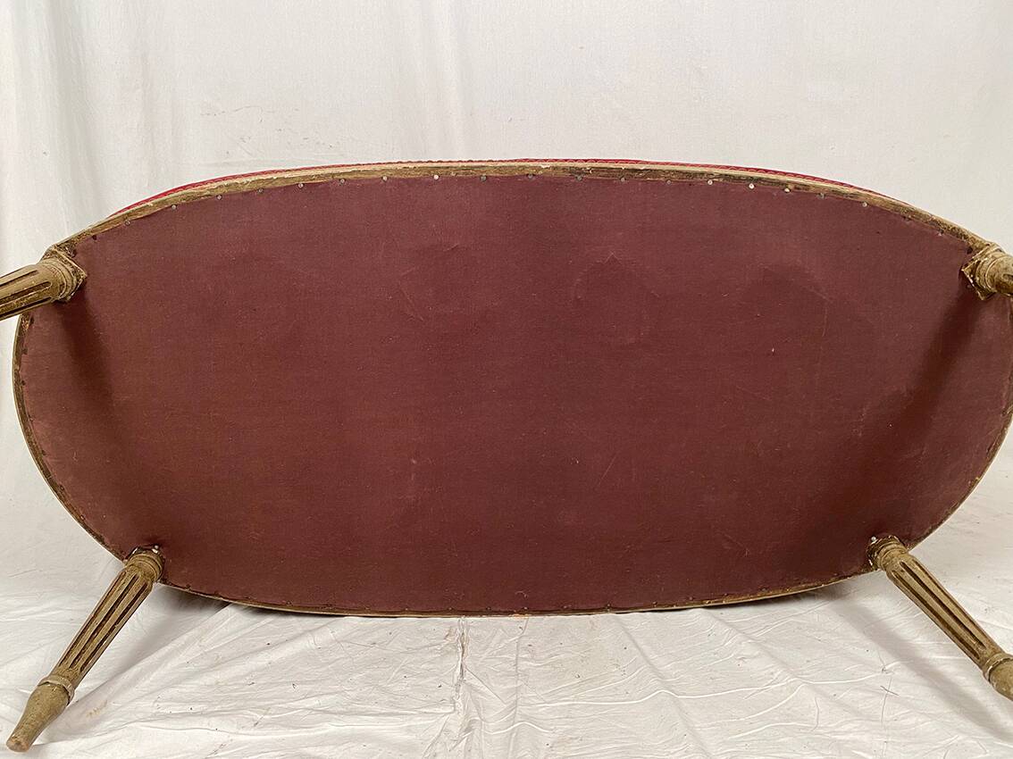 Canapé corbeille de style Louis XVI, fin XIXe-début XXe