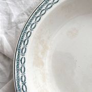 Ironstone dish, model 4014 Saint Amand