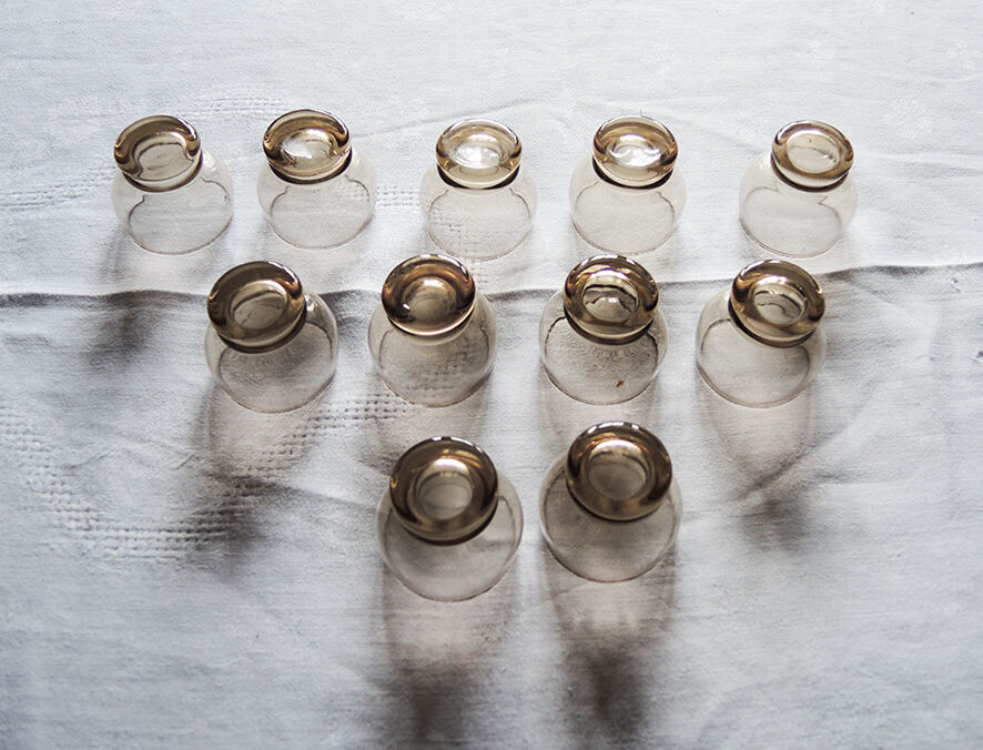 11 ancient digestive glasses in smoked glass 70s