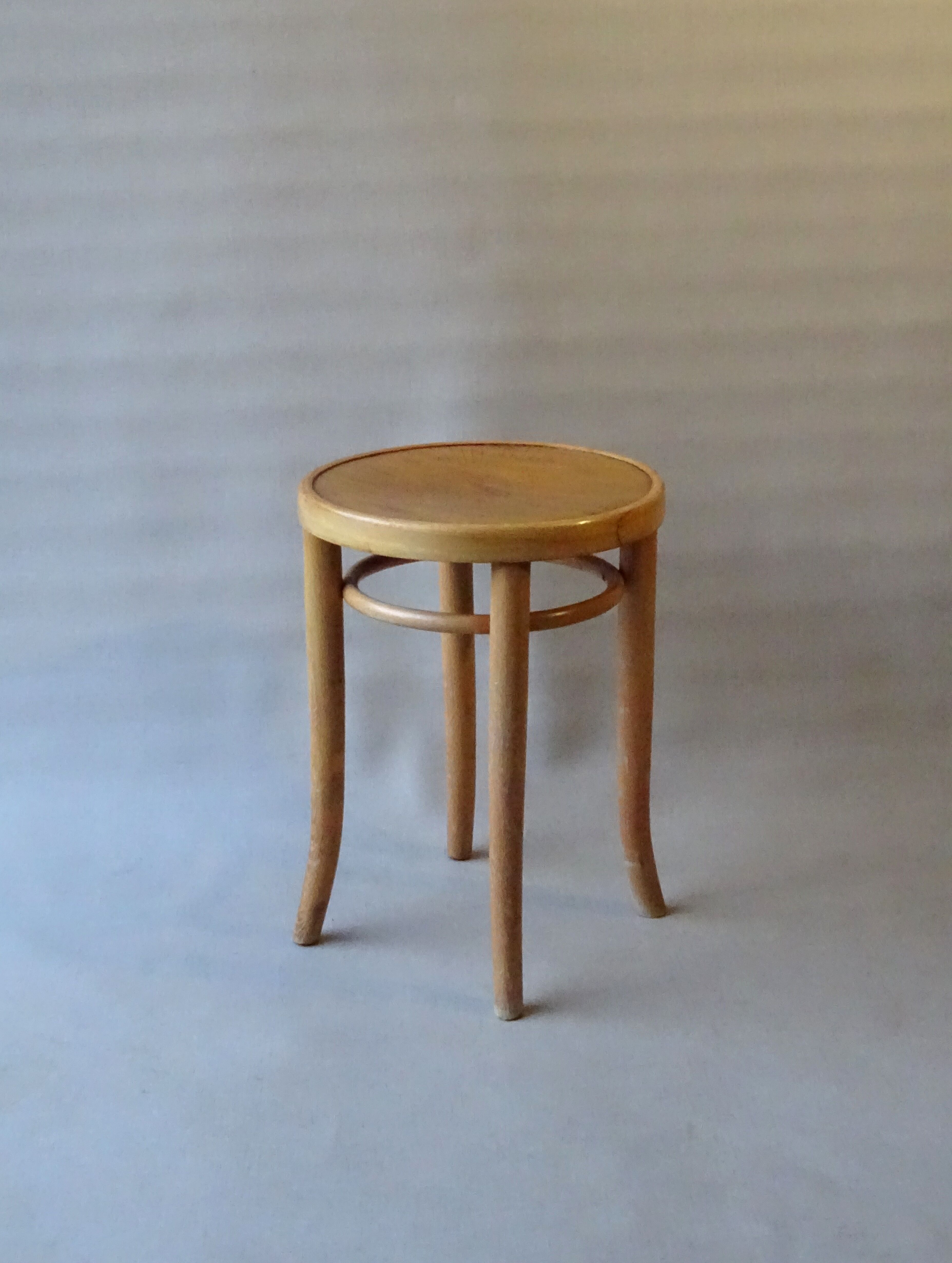 Stool Thonet 1930 seat blond wood
