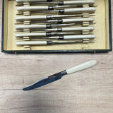Douroux knife box
