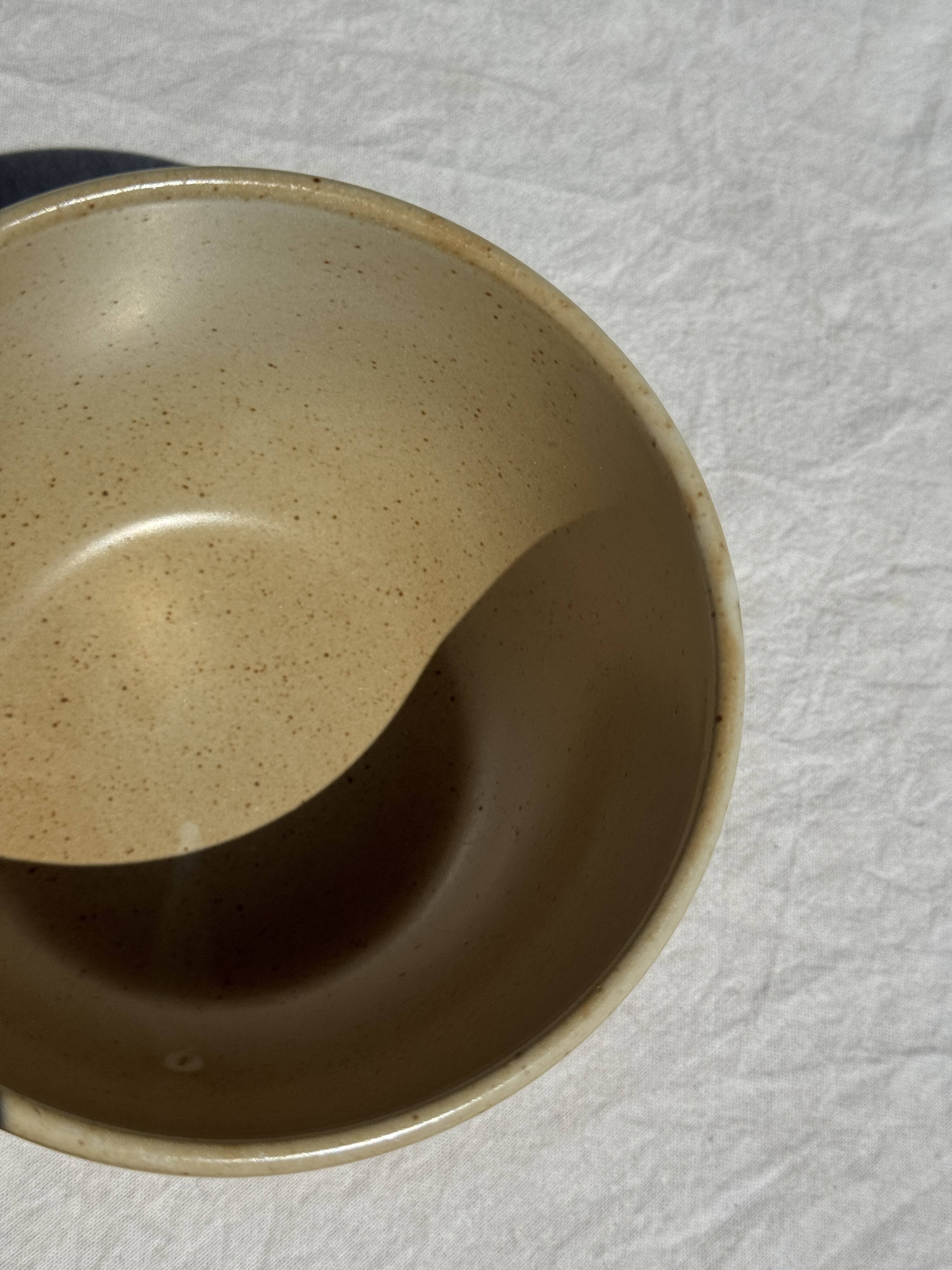 A small tall beige bowl CNP Grès Village France vintage D12