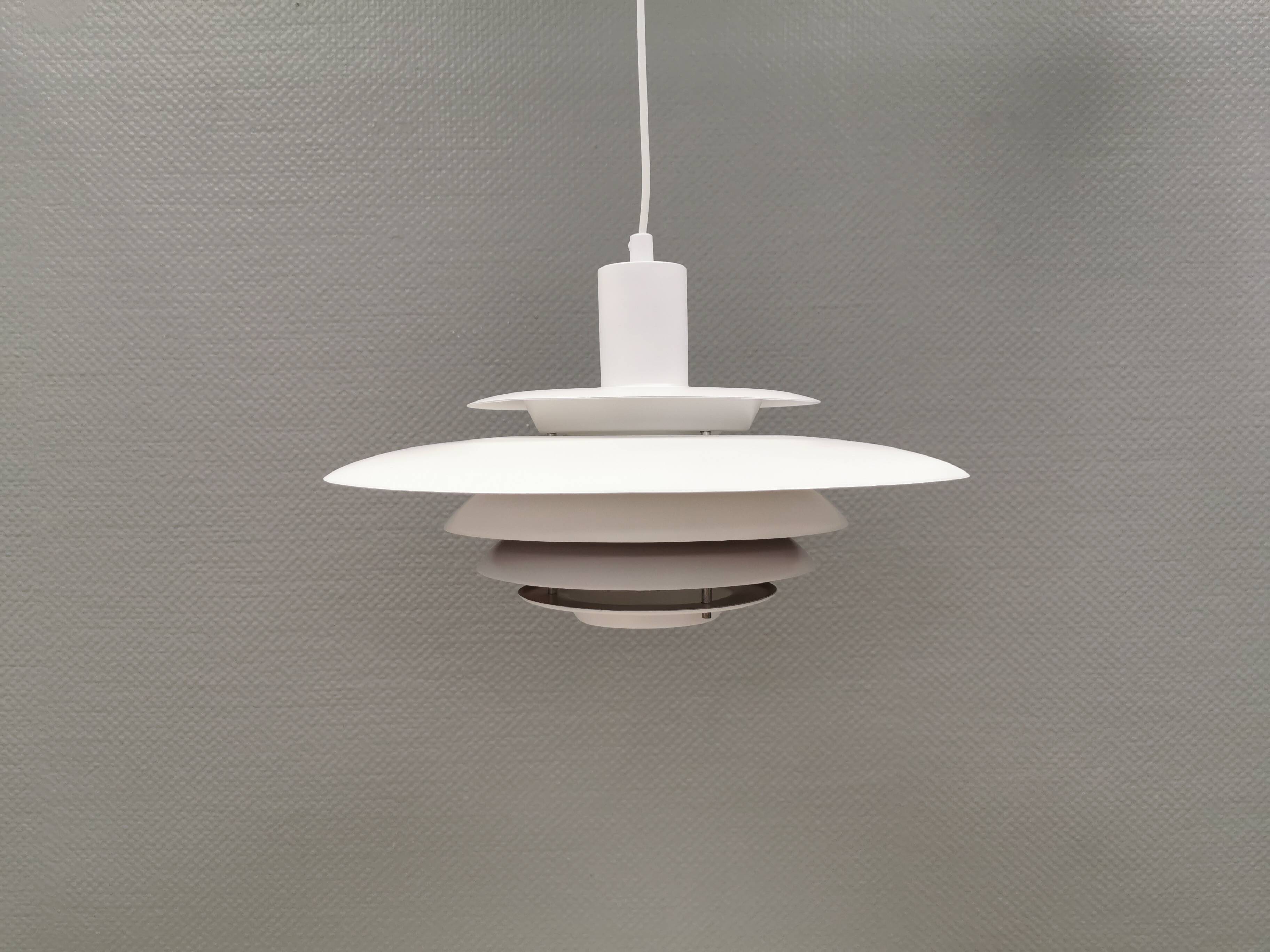 A very rare ‘Teknika’ lamp, Denmark, 1960s, model 425.