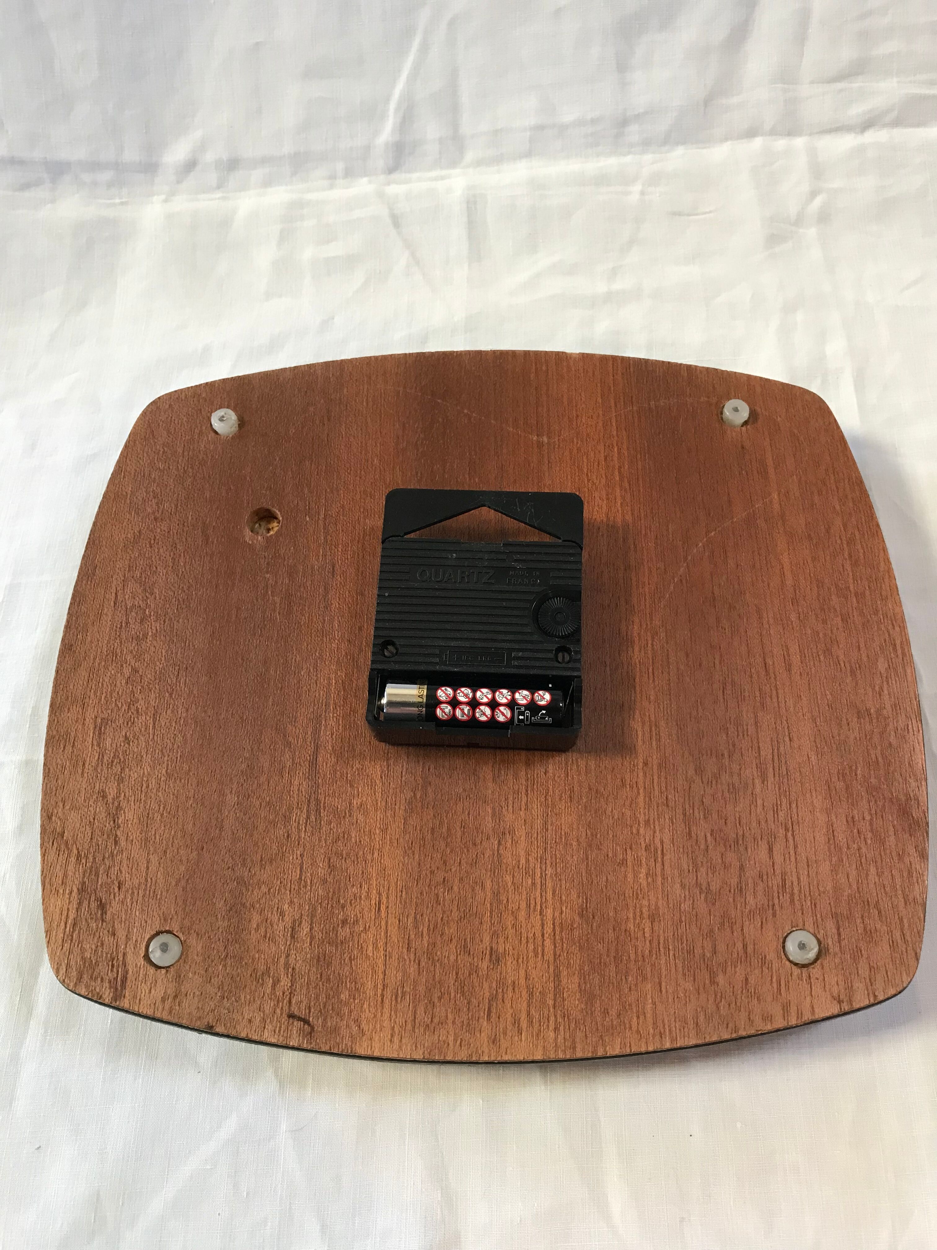 Vintage Formica Wall Clock Featured